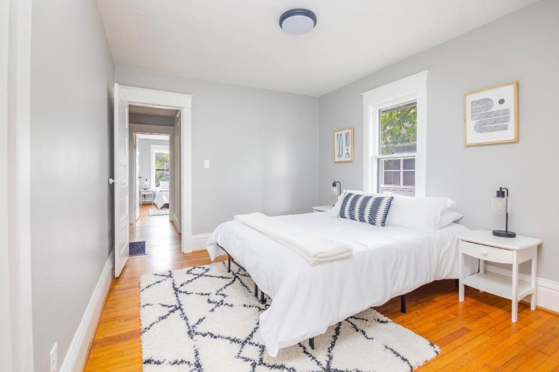 Spacious 2 Bedroom Home Near Ingersoll & Downtown Des Moines Exterior foto